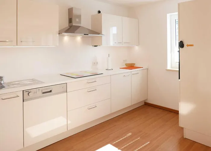 Kapitan Blaubar Ref. شقة بابي