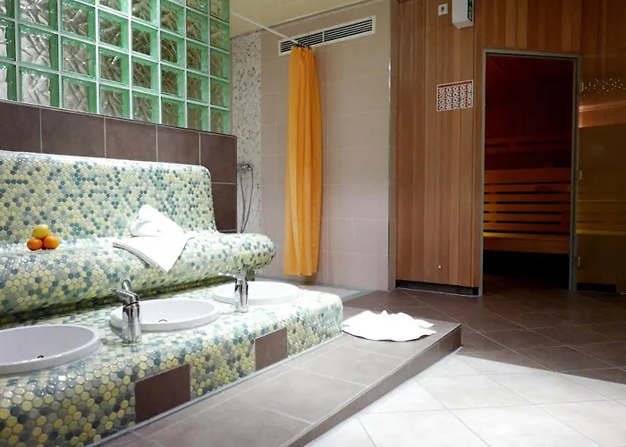 Kapitan Blaubar Ref. * بابي